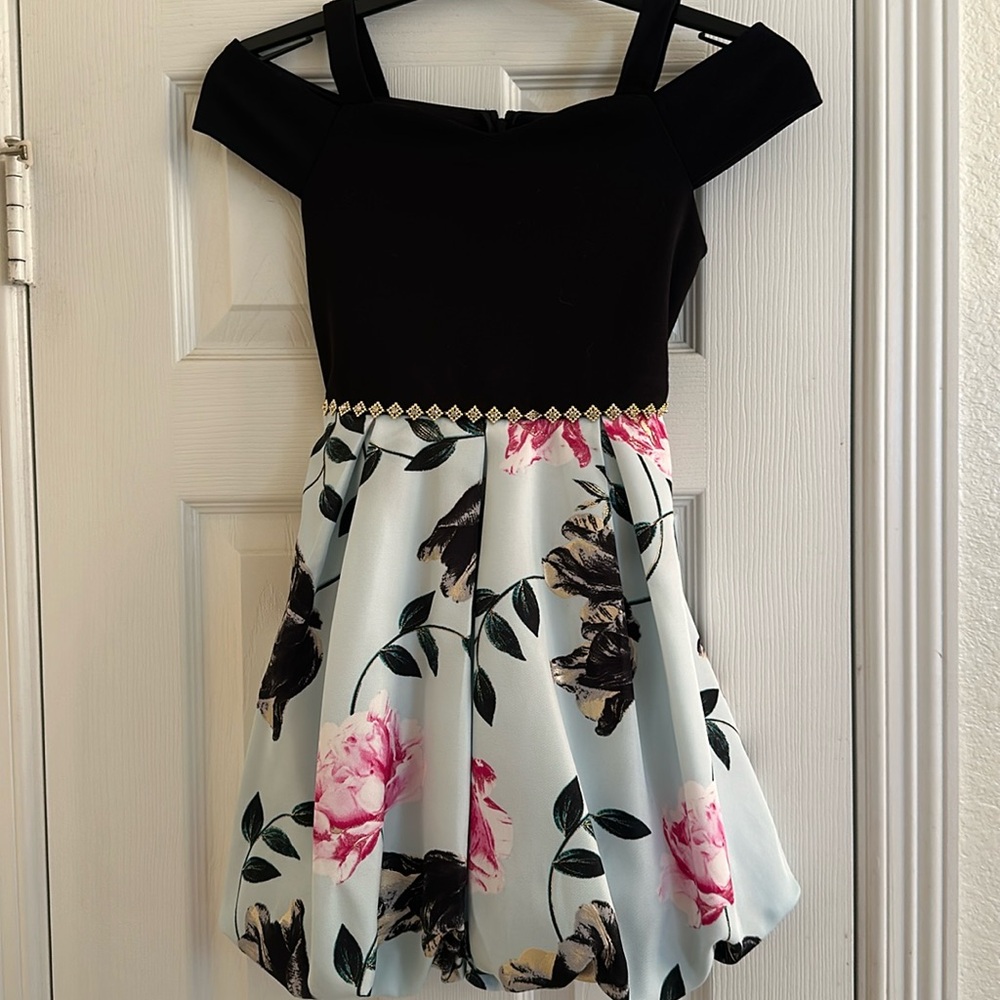 Girls size 8 dress